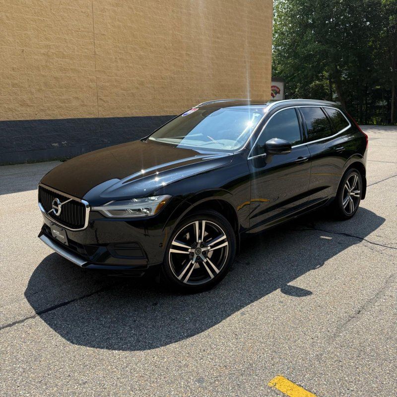 2019 Volvo XC60 T6 Momentum AWD's photo