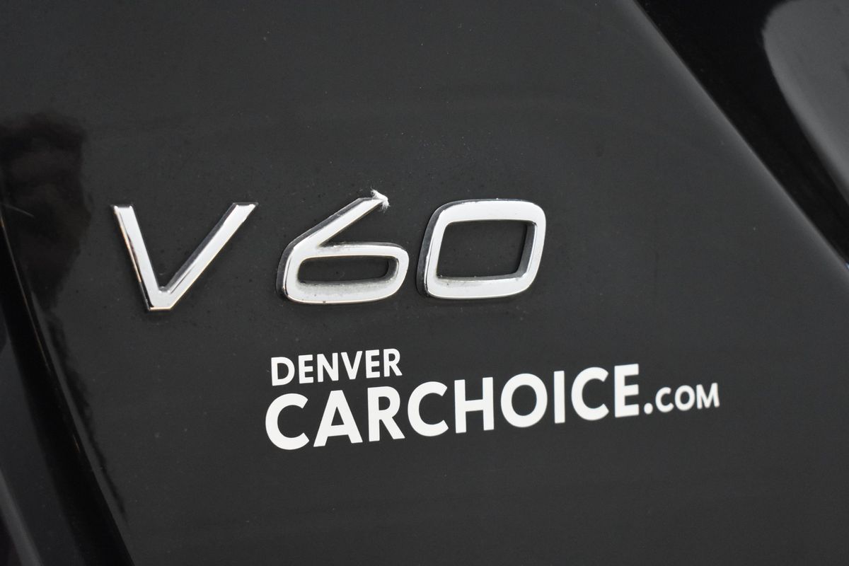 2018 Volvo V60 Cross Country T5