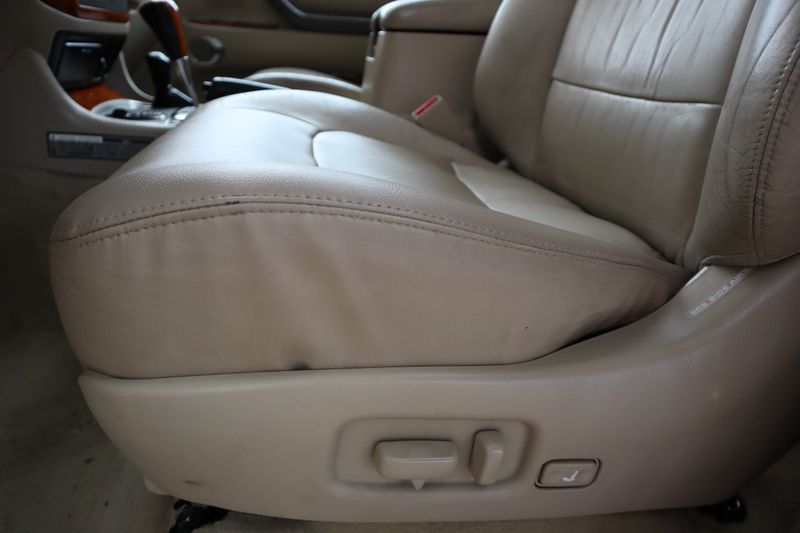 2003 Lexus LX 470 Base | Victory Motors of Colorado