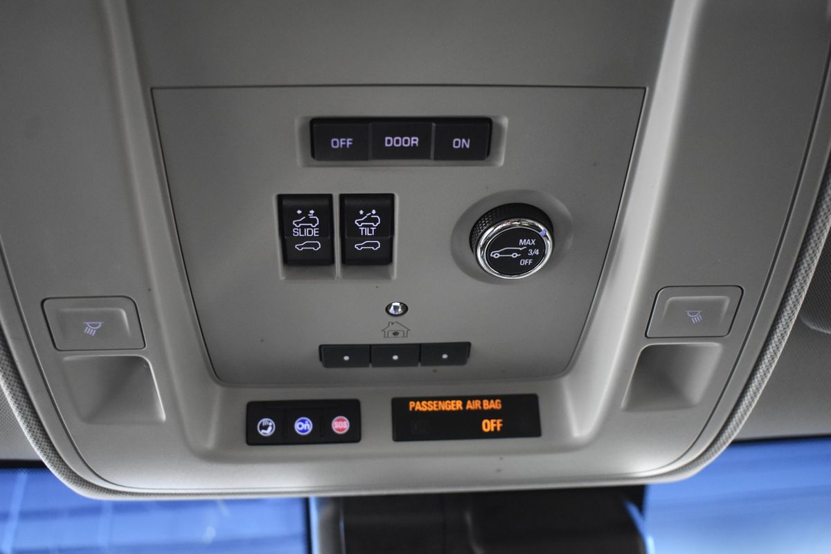 2018 Cadillac Escalade Luxury