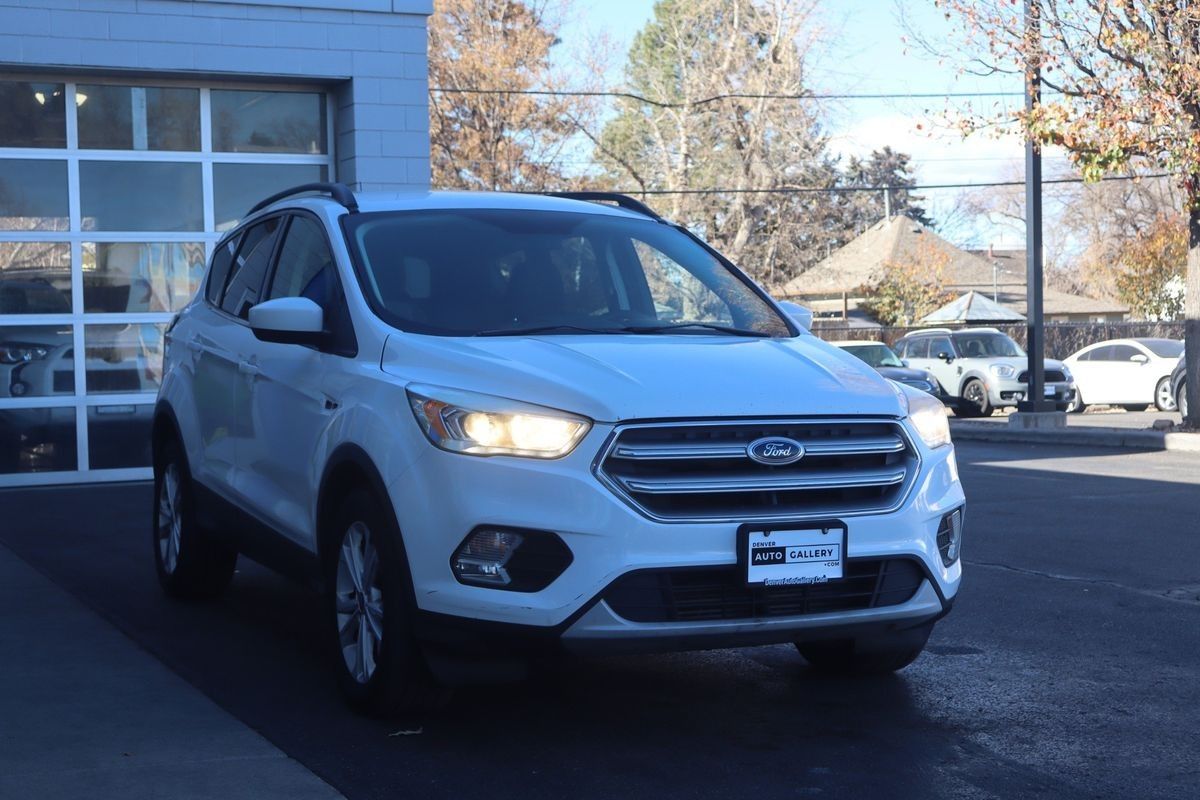 2017 Ford Escape SE