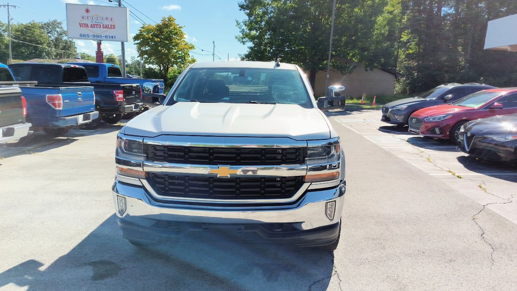 2016 Chevrolet Silverado 1500 LT photo 8