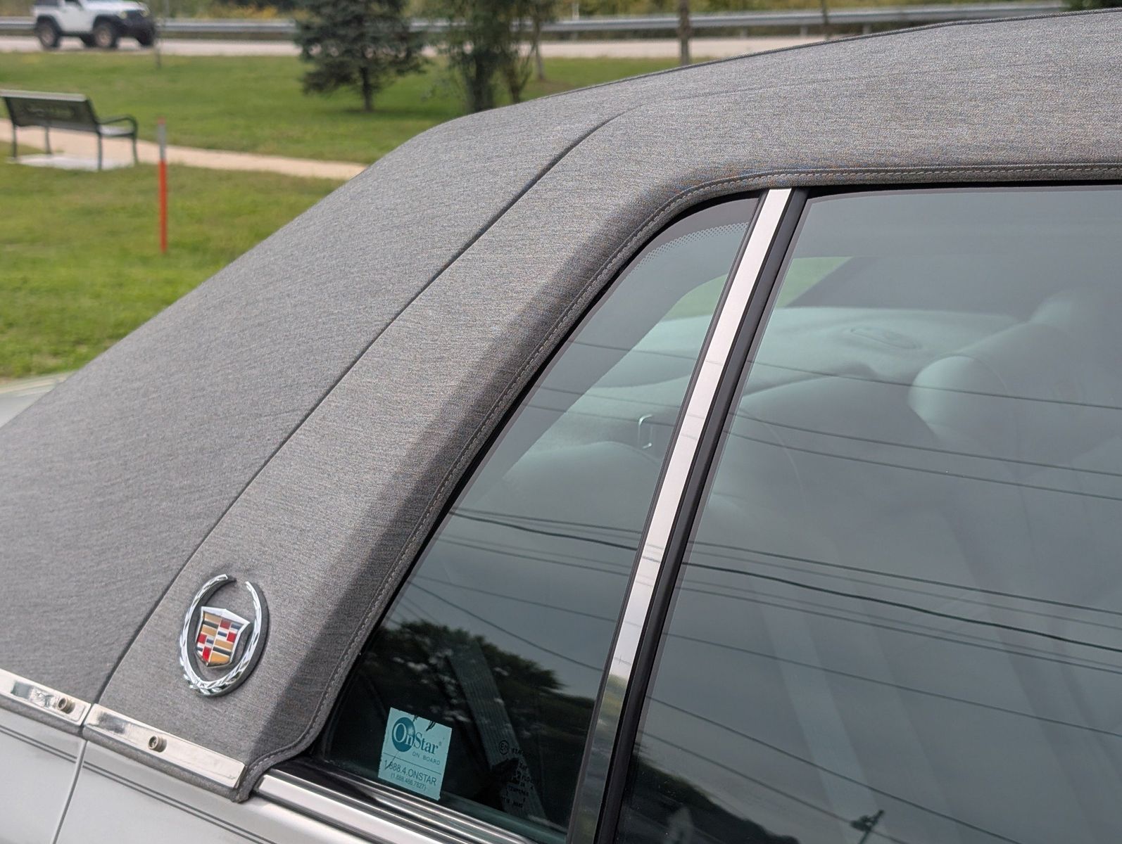 2005 Cadillac DeVille 39