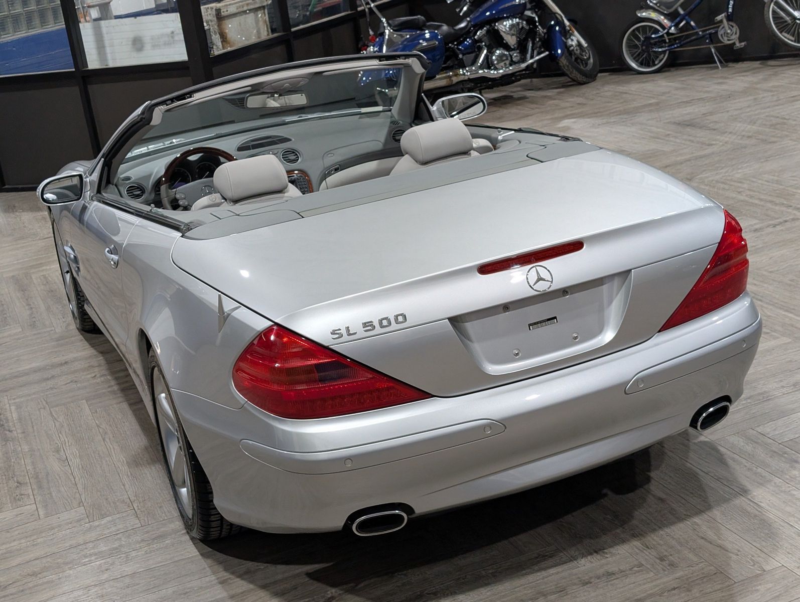 2004 Mercedes-Benz SL 500 33