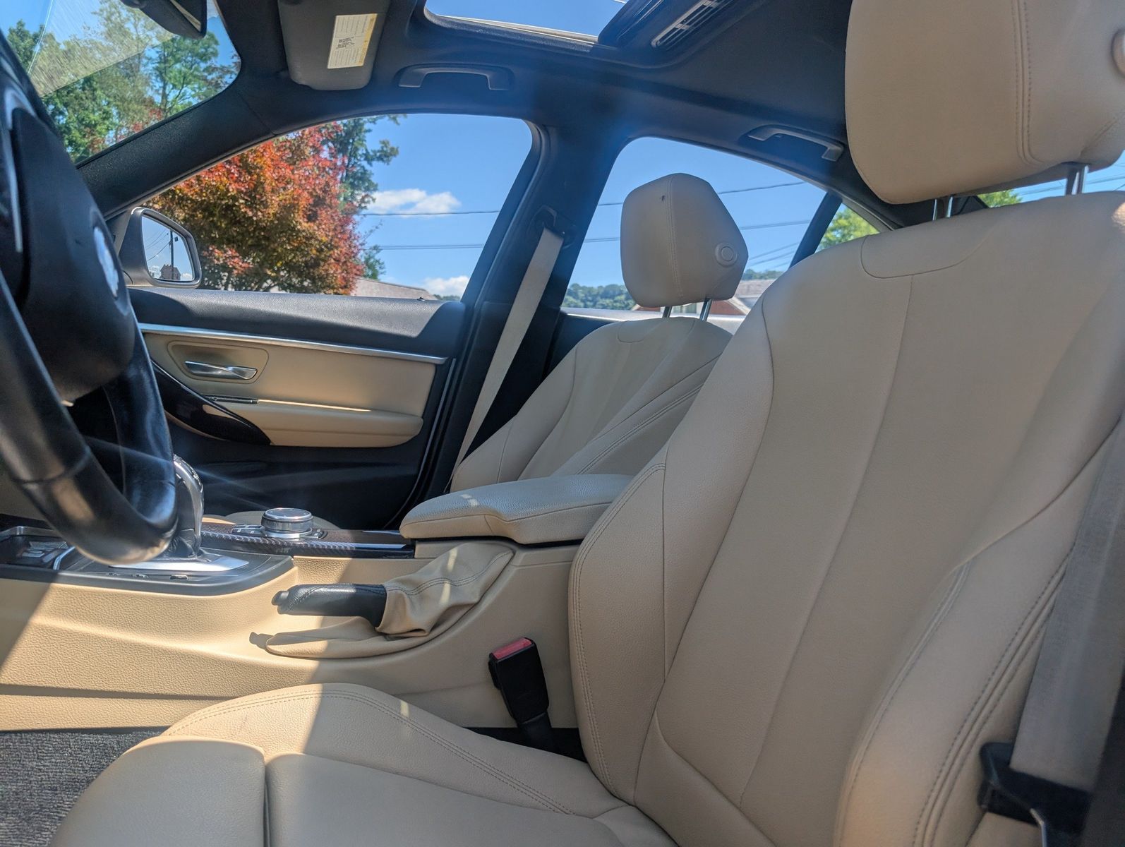 2017 BMW 330i 65