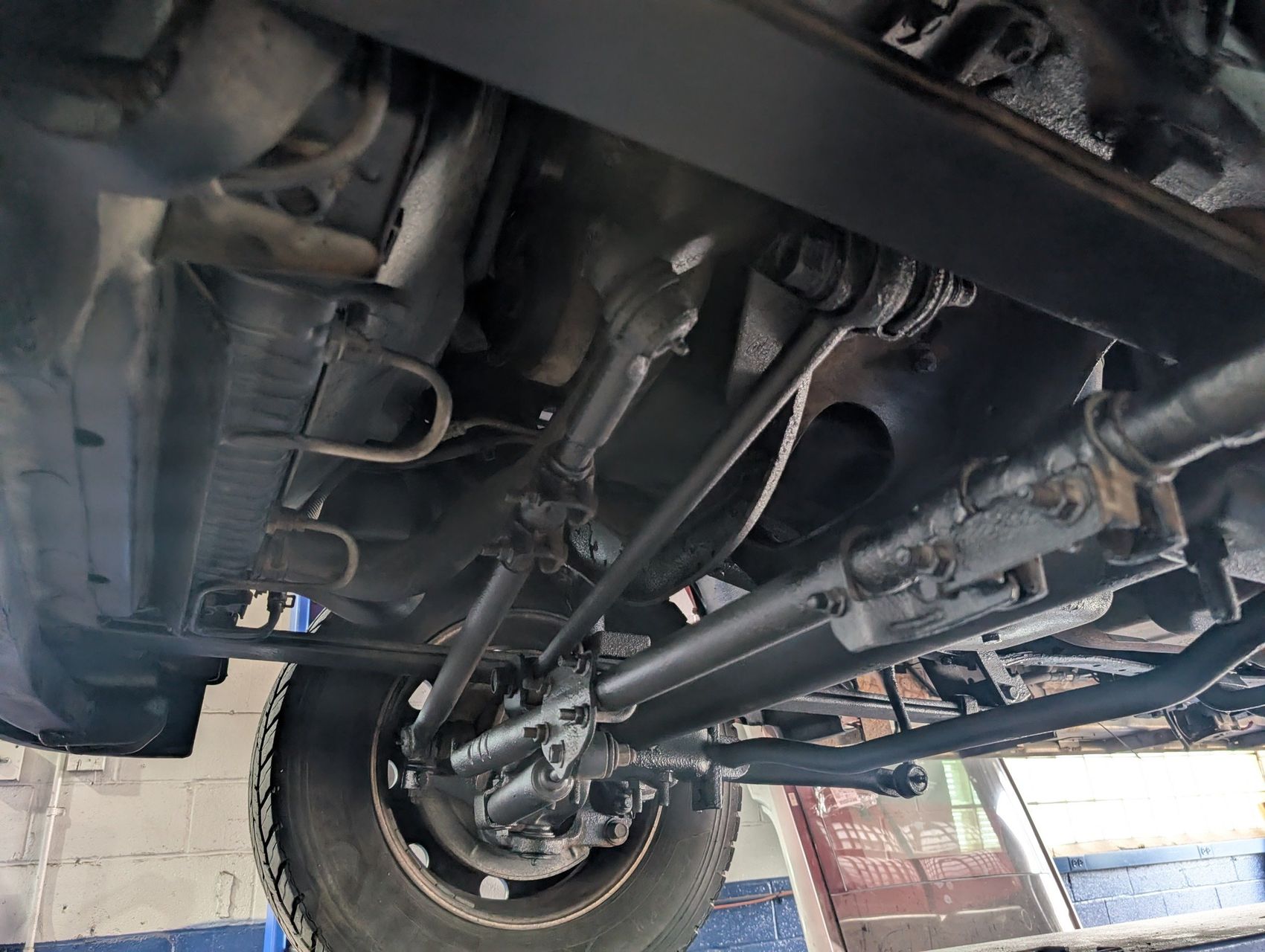 2001 Ford F-550 217