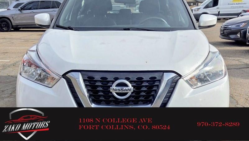 2018 Nissan Kicks SV's photo