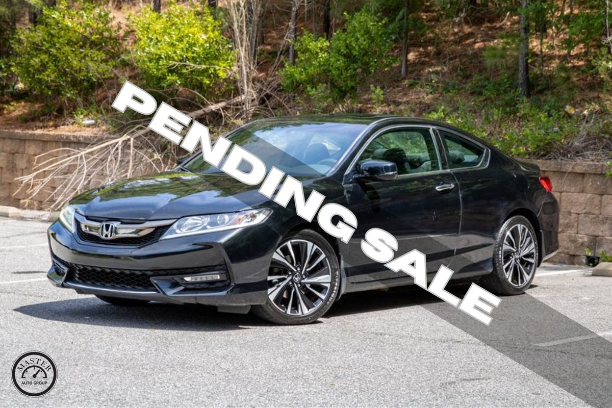 Black 2017 Honda Accord Coupe Coupe Front-Wheel Drive 6-Speed Manual