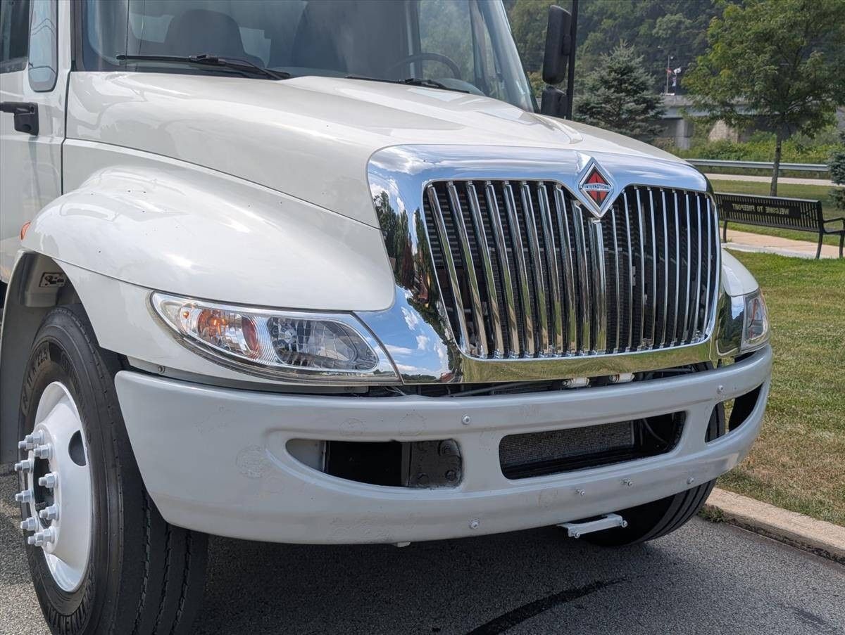 2018 International DuraStar 4300 14