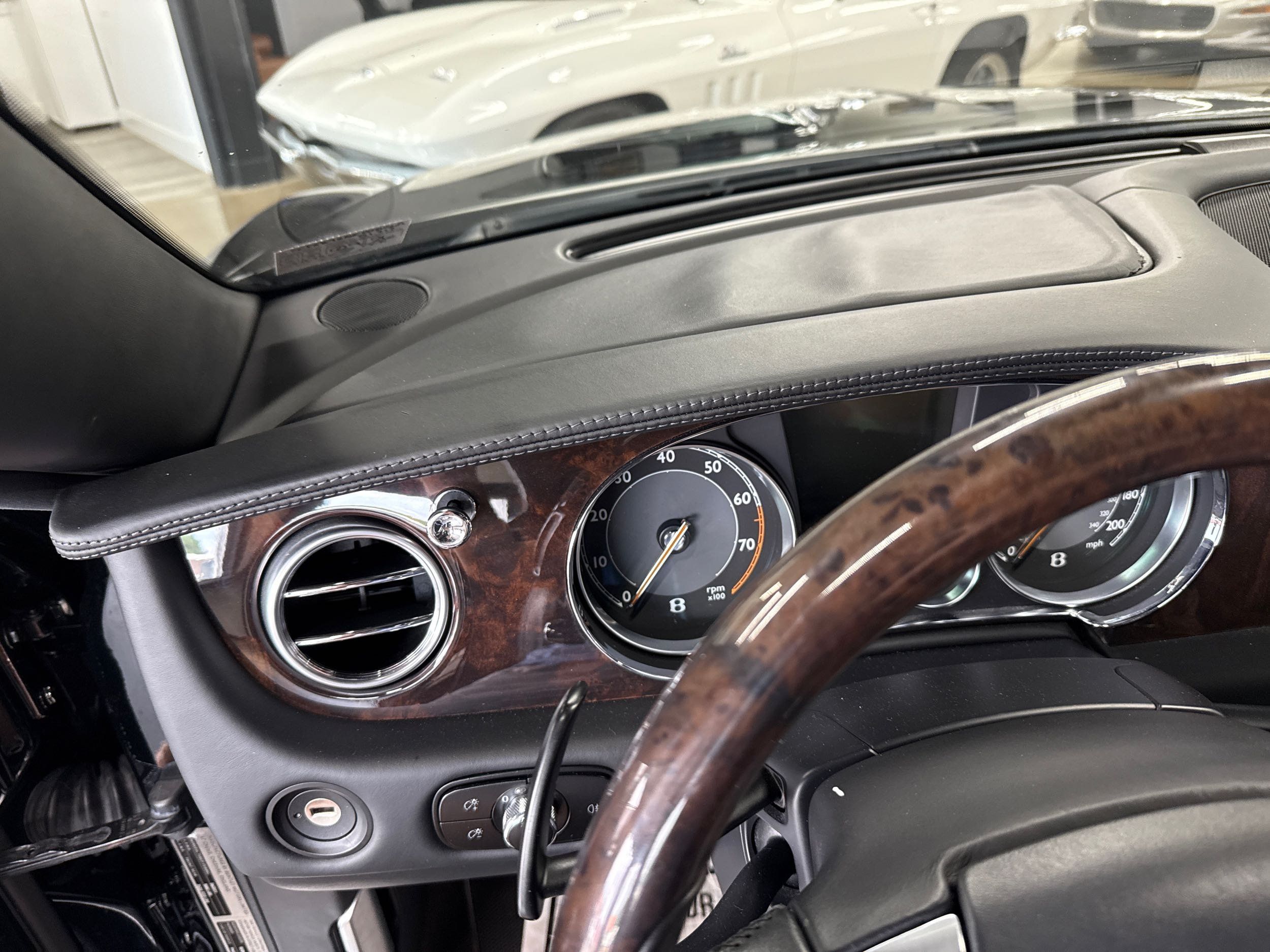 2012 Bentley Continental GT photo 29