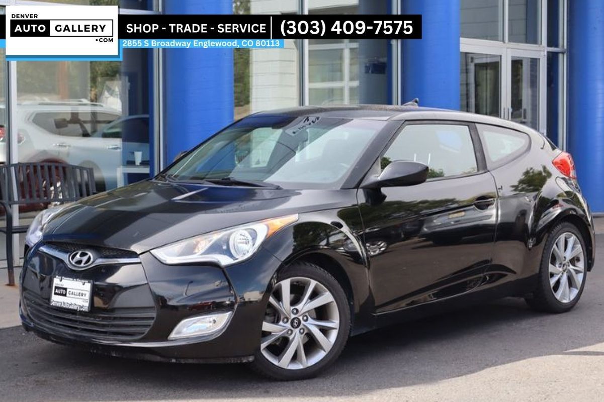 2017 Hyundai Veloster Base's photo