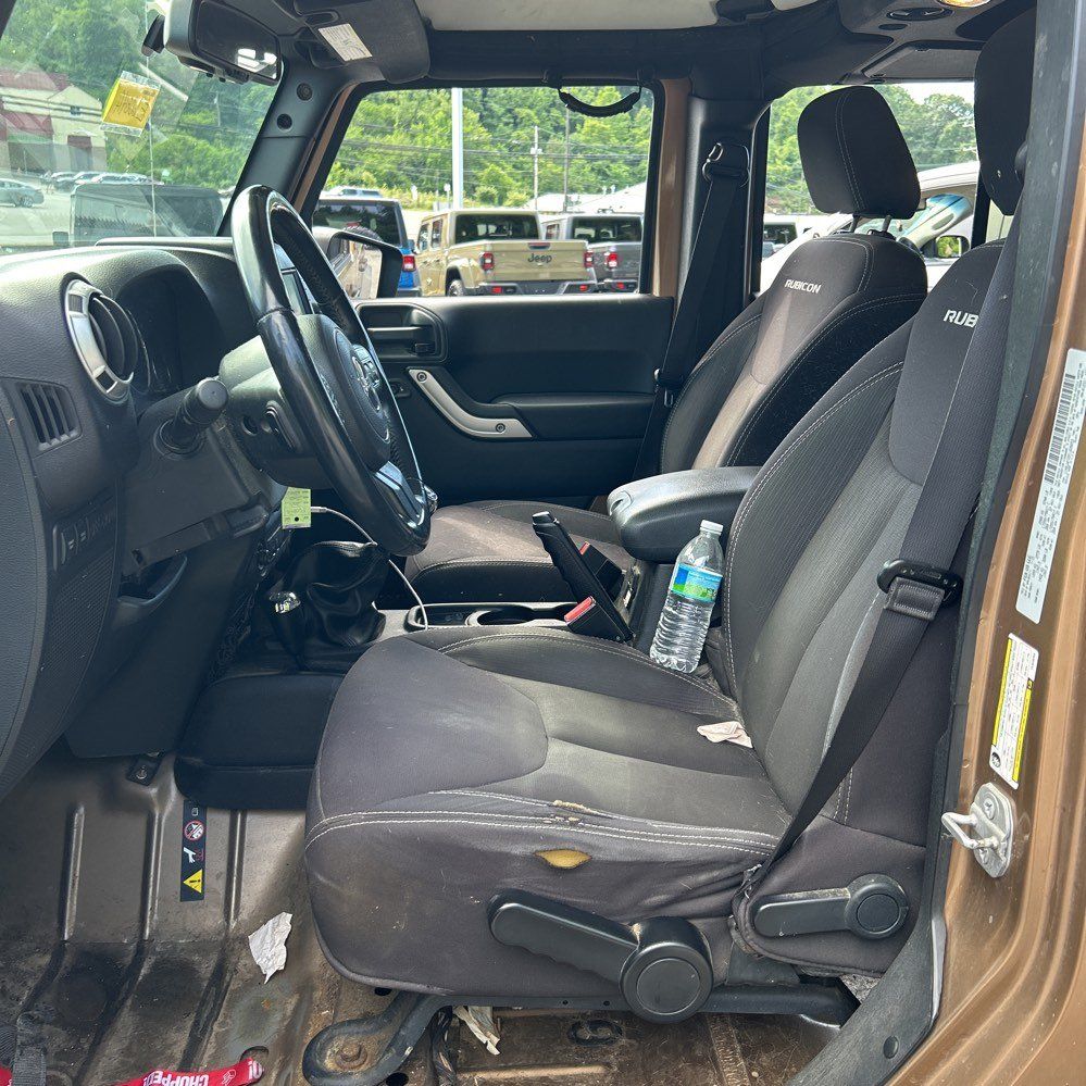 2015 Jeep Wrangler Unlimited 22