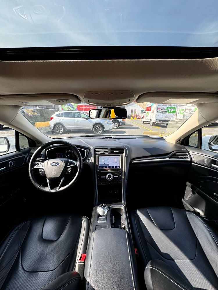 2020 Ford Fusion Hybrid Titanium photo 7