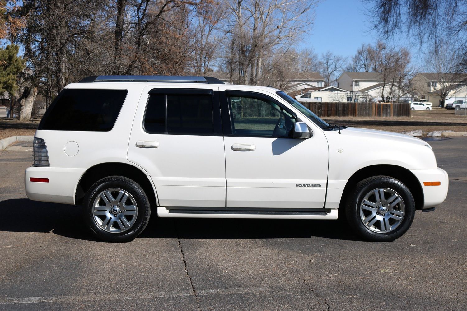 2008 Mercury Mountaineer Premier Victory Motors of Colorado