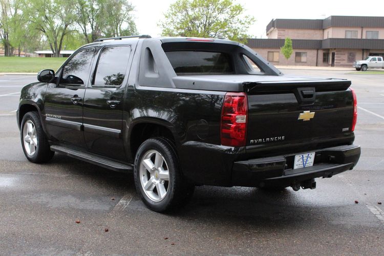 2007 Chevrolet Avalanche LTZ 1500 | Victory Motors of Colorado