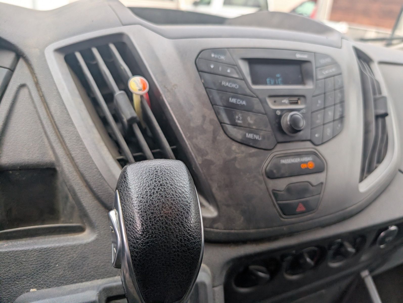 2018 Ford Transit-350 39