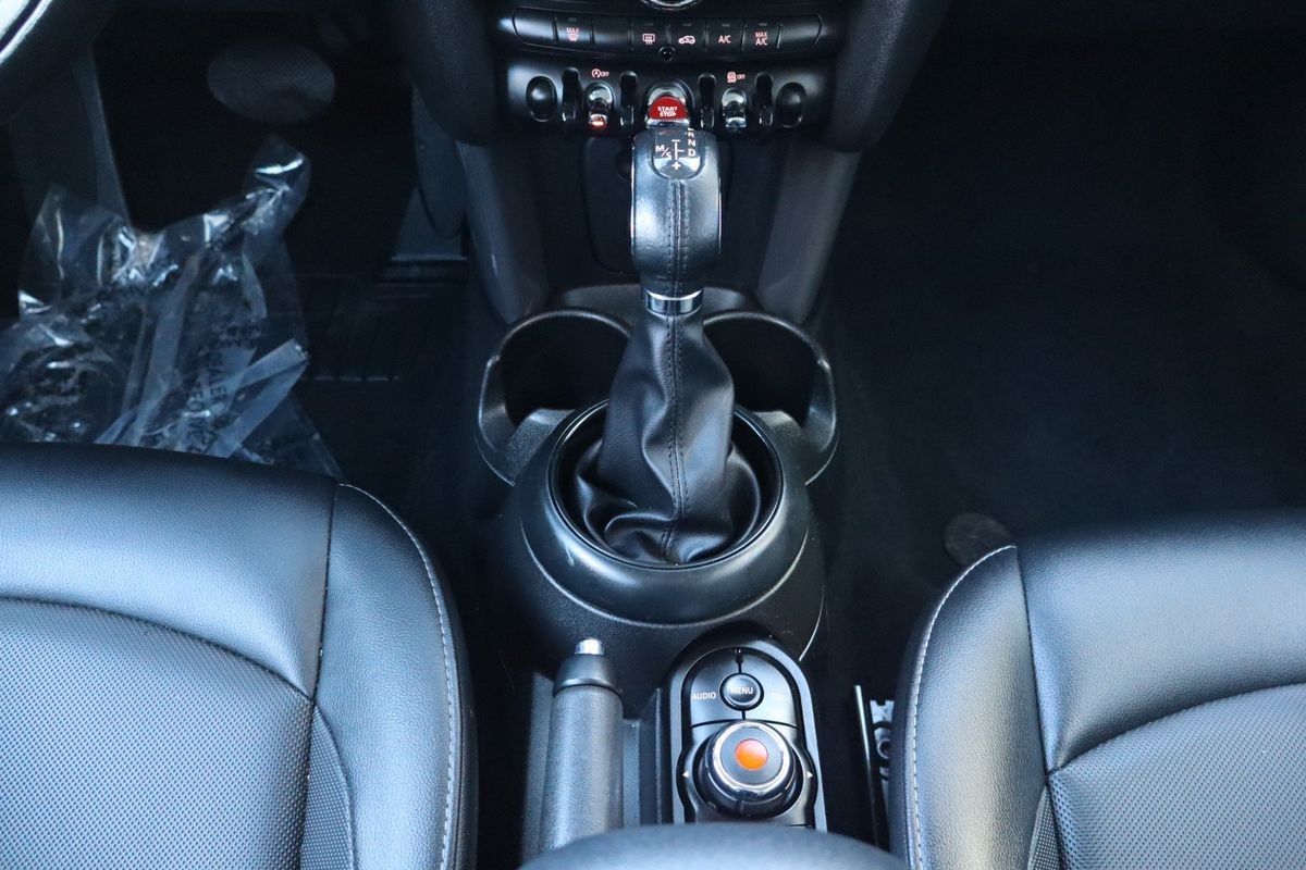 2017 MINI Hardtop Cooper