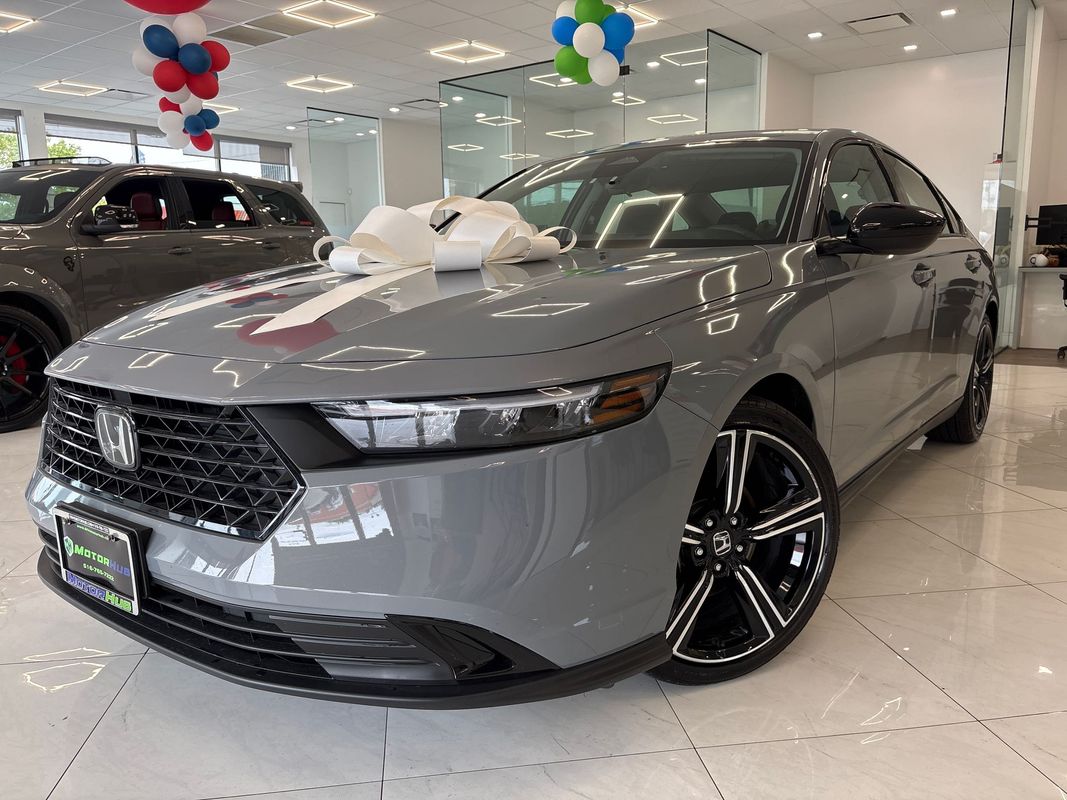 Gray 2026 Honda Accord Sedan Front-Wheel Drive Continuously Variable Transmission