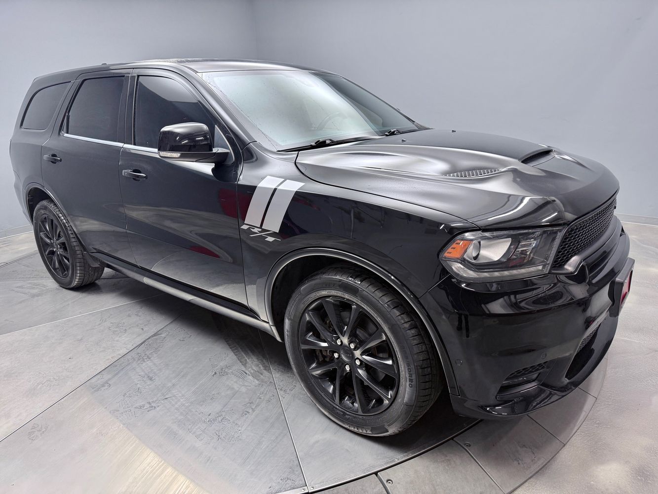 2018 Dodge Durango R/T photo 2