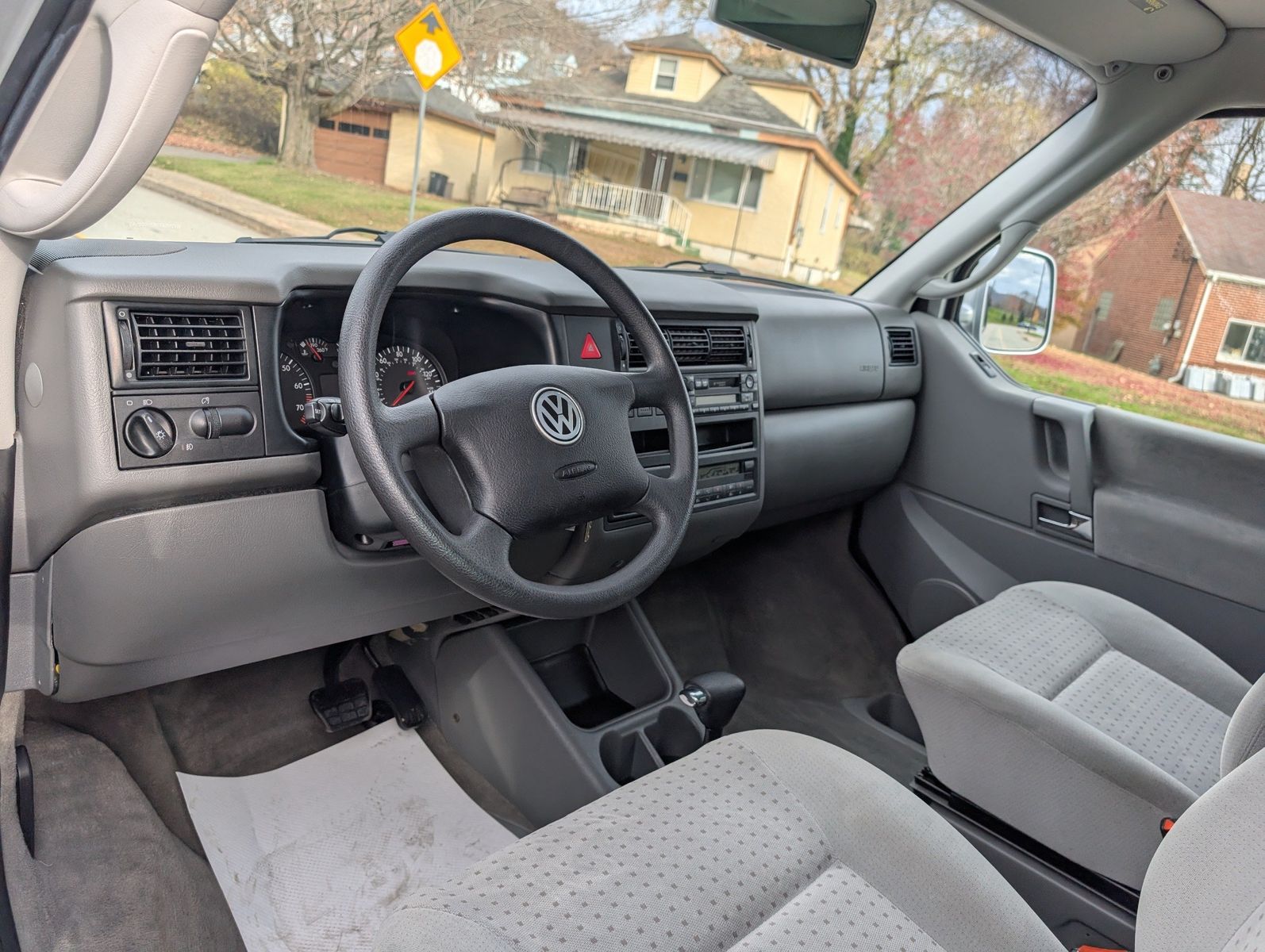 2003 Volkswagen EuroVan 78