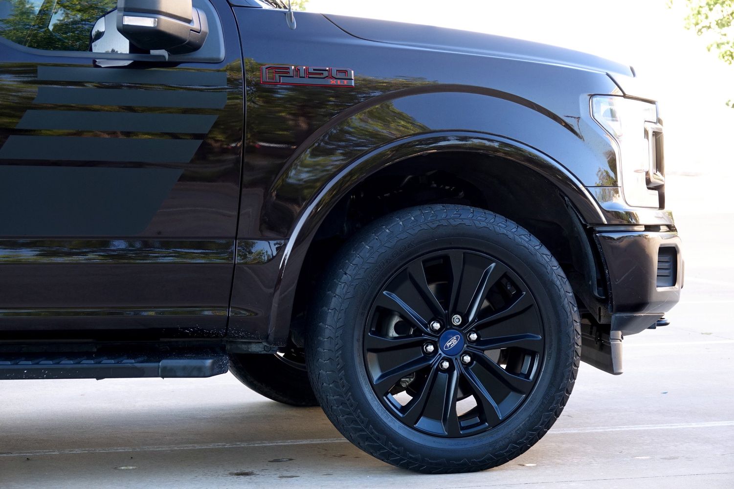 2019 Ford F-150 XLT photo 28