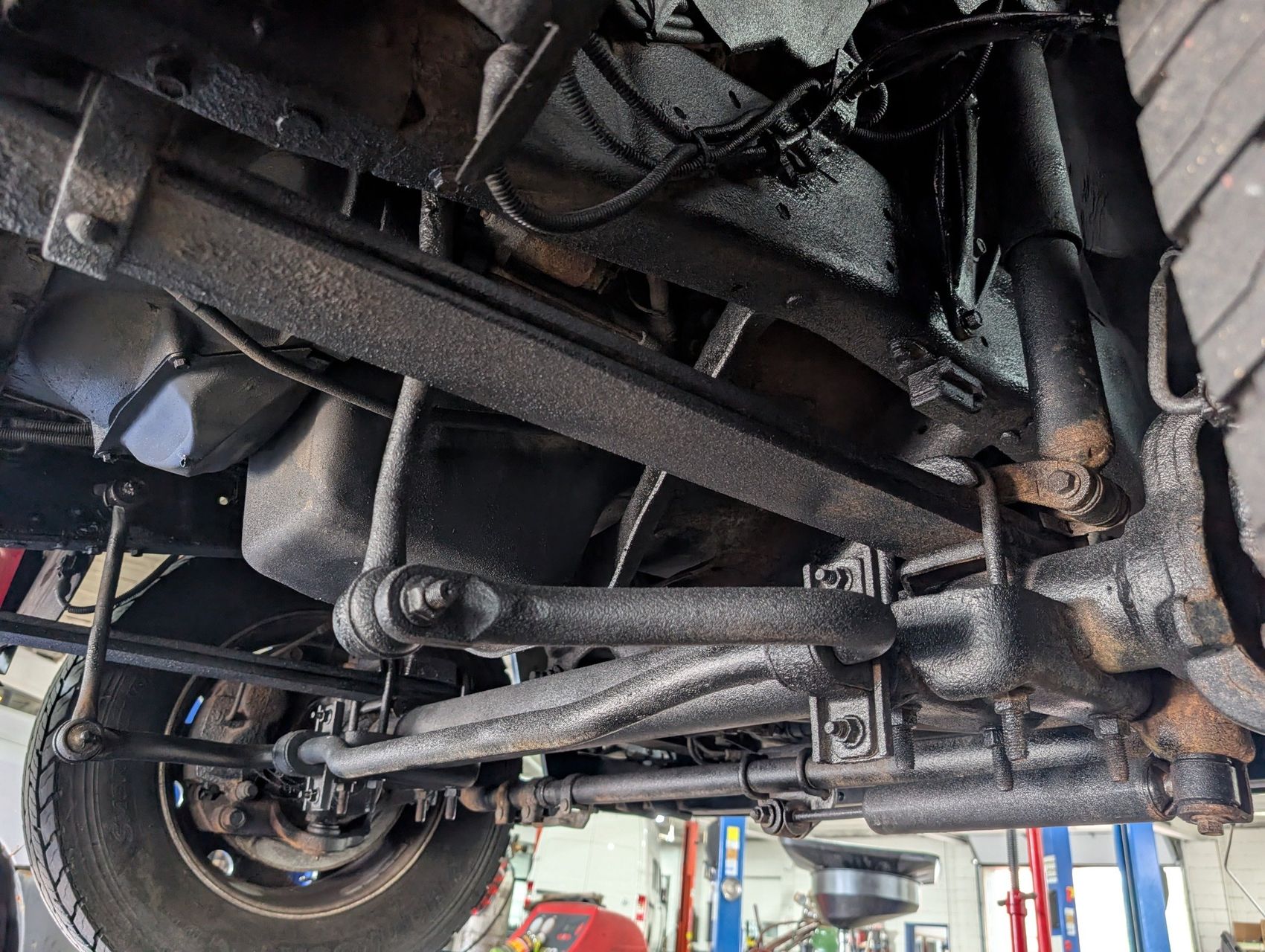 2001 Ford F-550 277