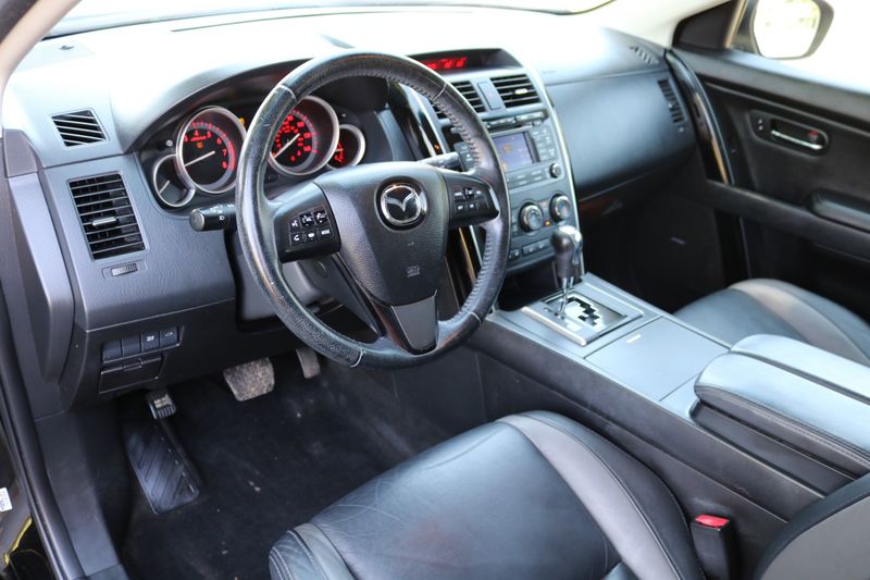 mazda cx 9 2011 interior