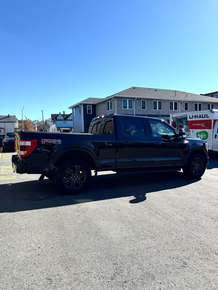2021 Ford F-150 Lariat photo 3