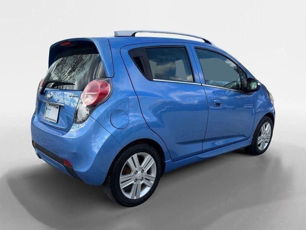 2015 Chevrolet Spark LT photo 5