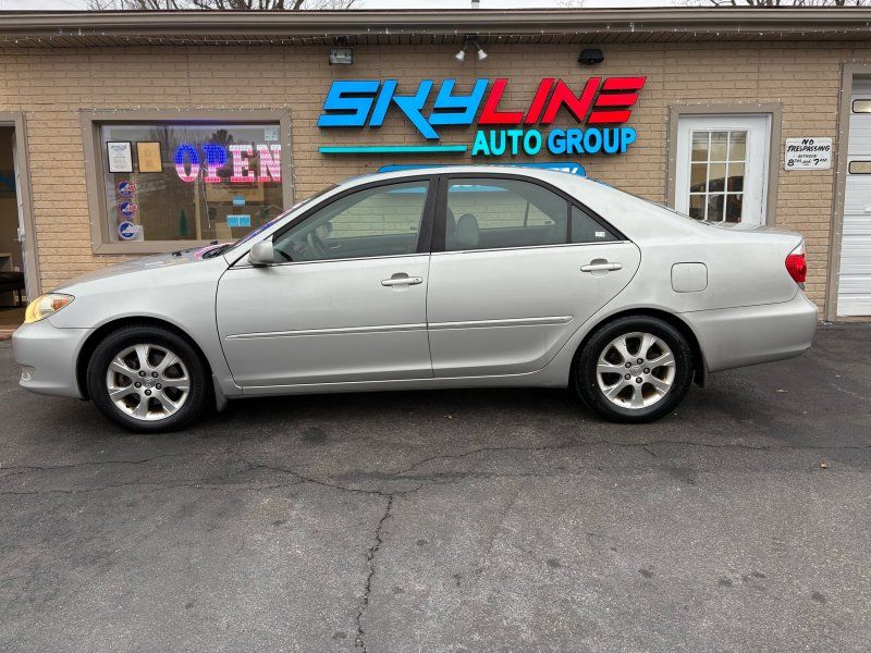 2006 Toyota Camry LE's photo