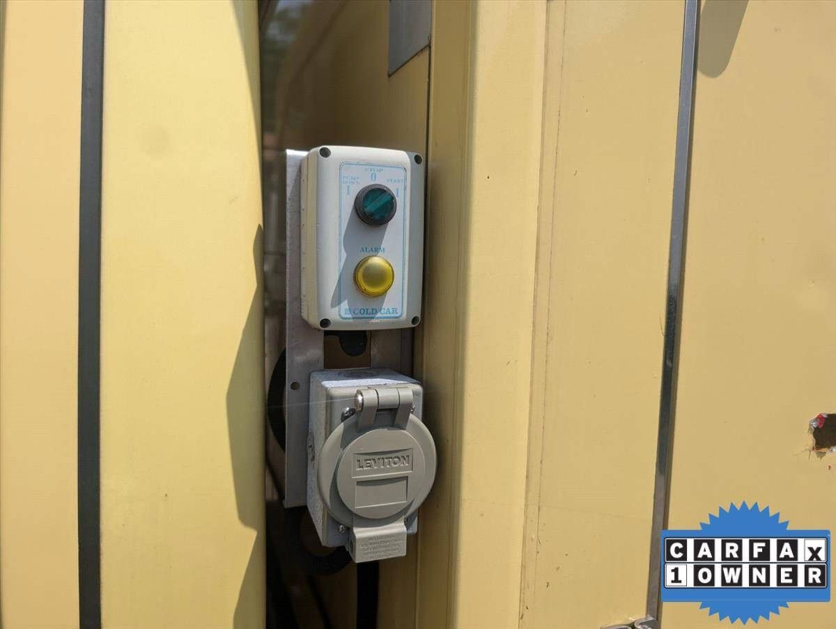 2019 Ford E-450 photo 19