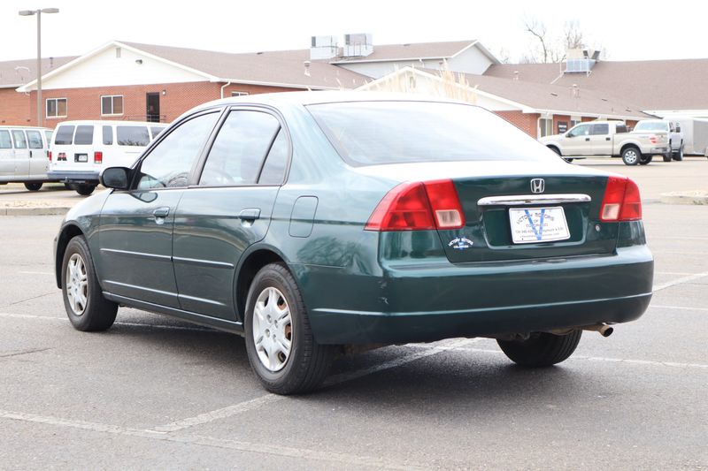 2002 Honda Civic LX | Victory Motors of Colorado