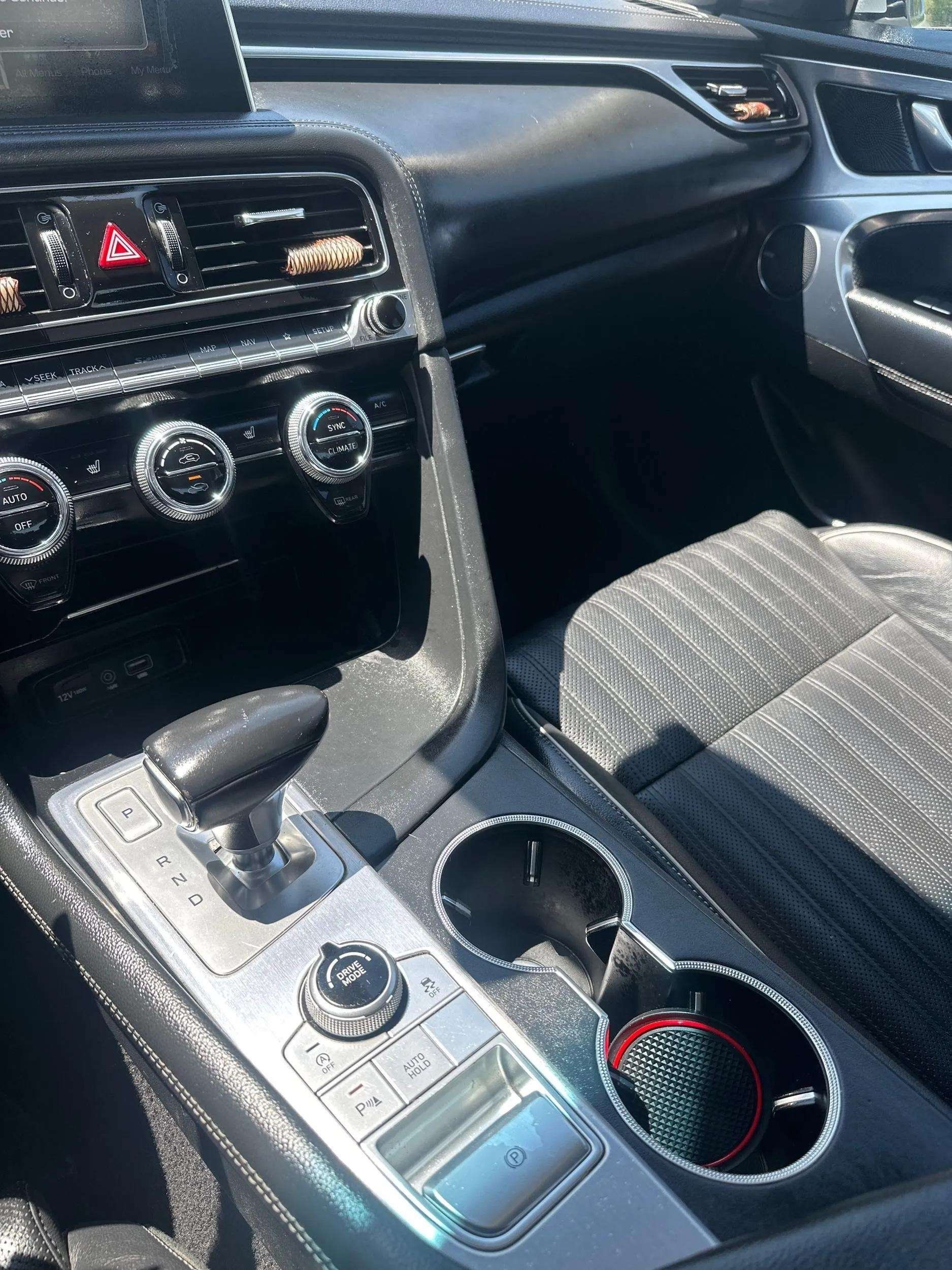 2020 GENESIS G70 Standard - Photo 23