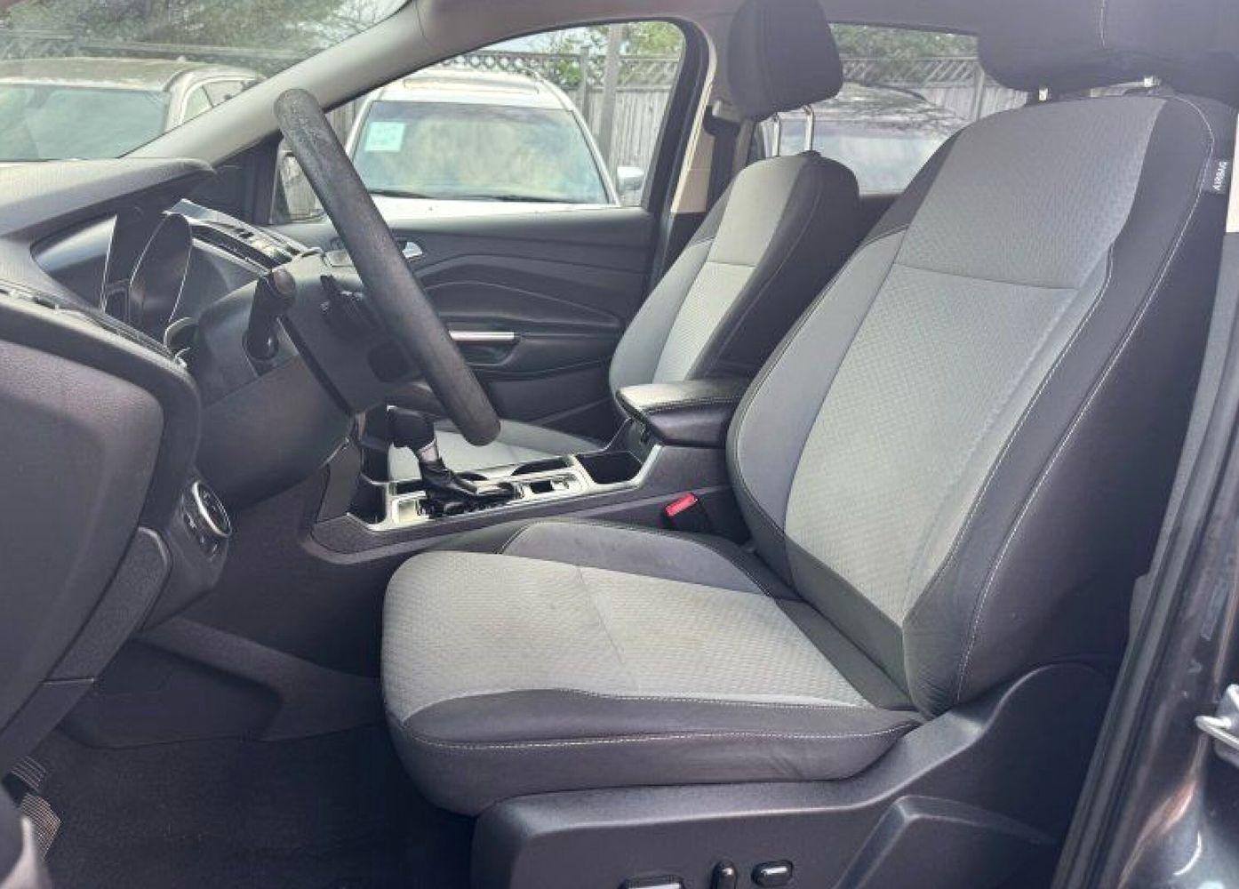 2017 Ford Escape SE - Photo 14