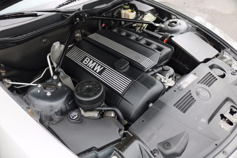 2005 BMW Z4 2.5i | Victory Motors of Colorado