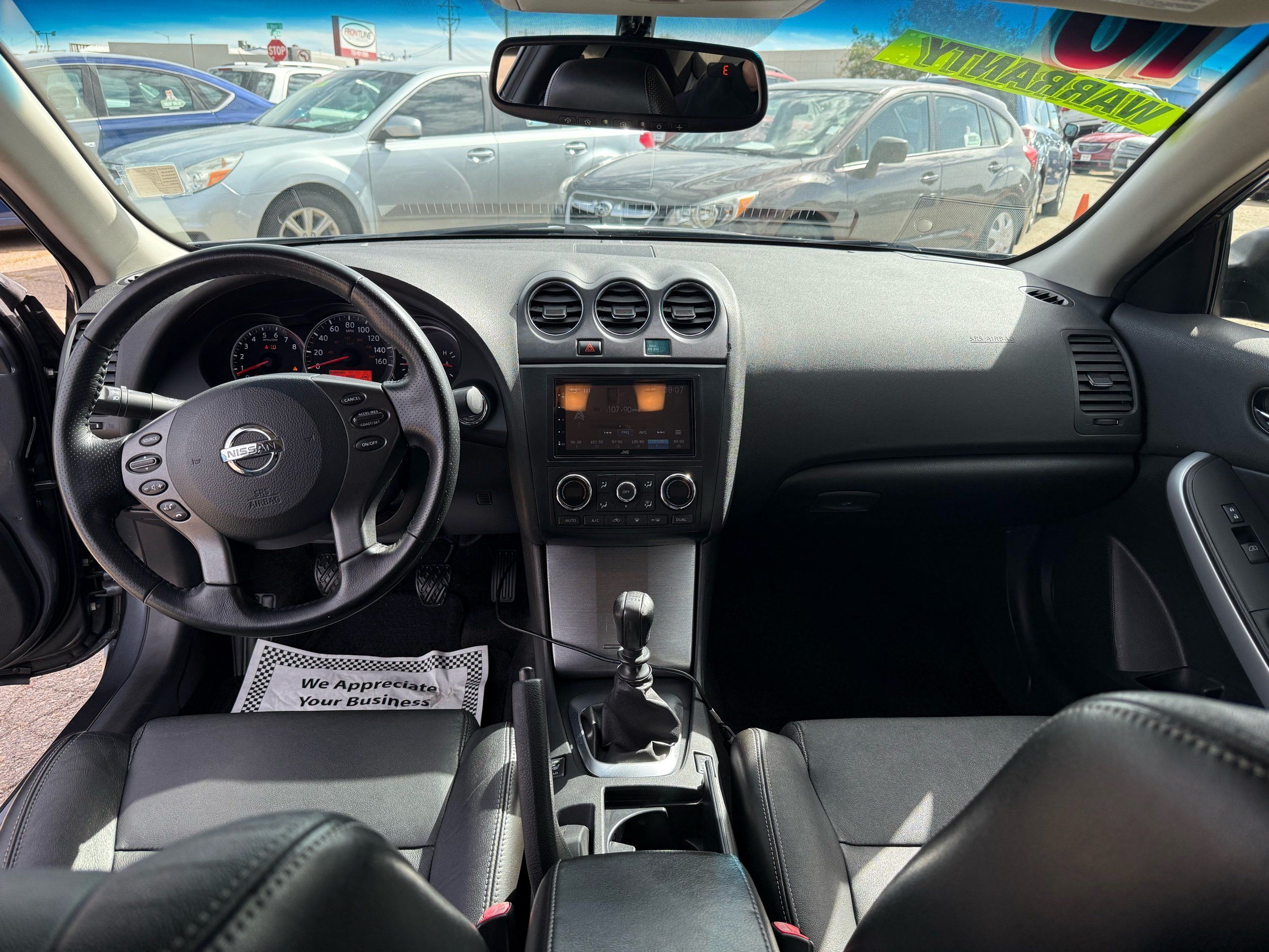 2010 Nissan Altima 3.5 SR photo 11