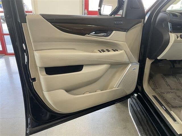 2020 Cadillac Escalade Luxury - Photo 12