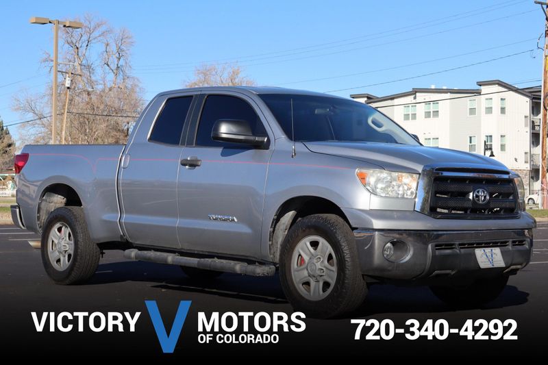 Tundra ［Unlimited（2ED）］1枚 New 2025 Toyota Tundra Hybrid Limited 4D Crew Cab in Canton