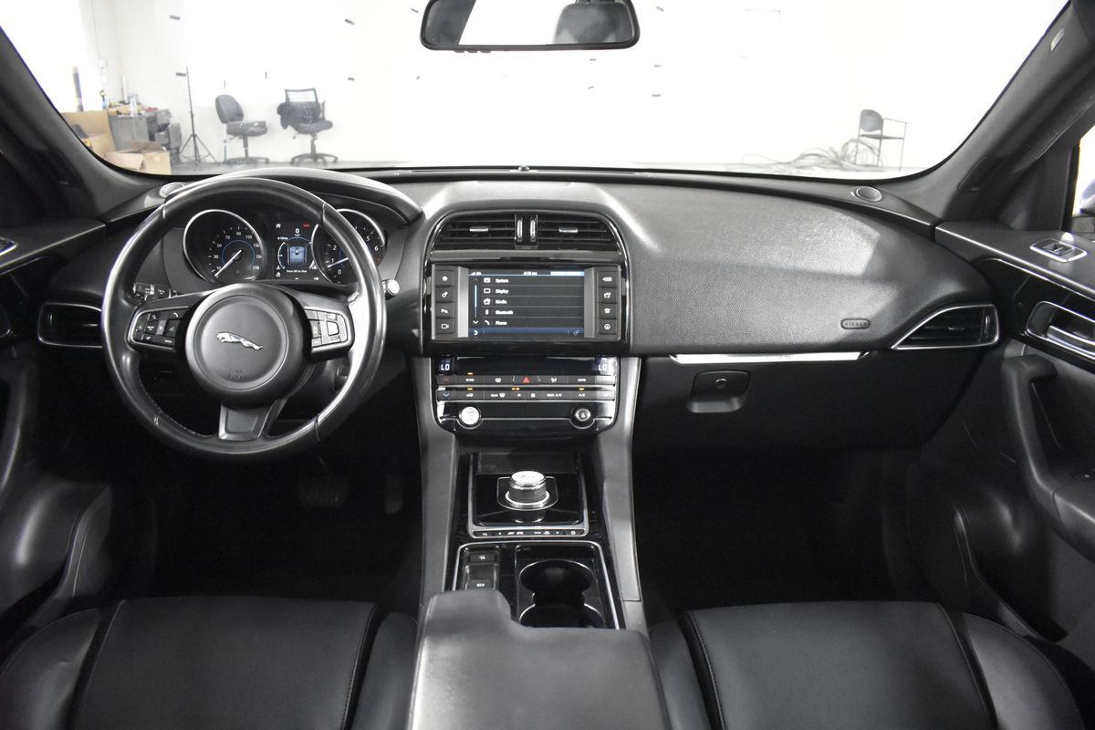 2018 Jaguar F-PACE 35t Premium