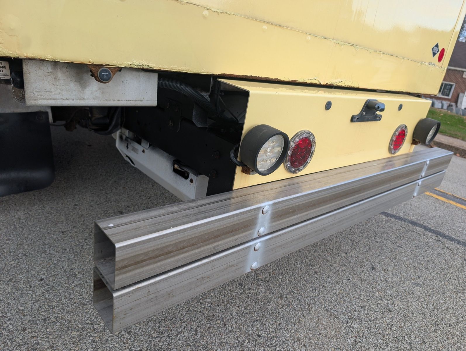 2019 Ford E-Series Chassis 55