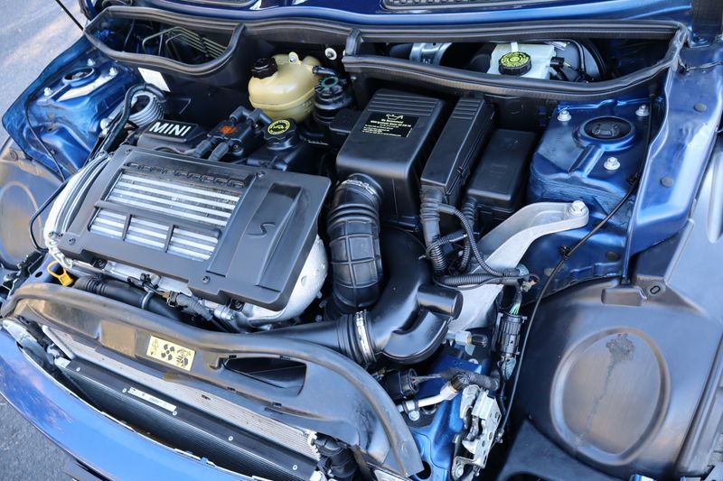 2004 MINI Cooper S | Victory Motors of Colorado