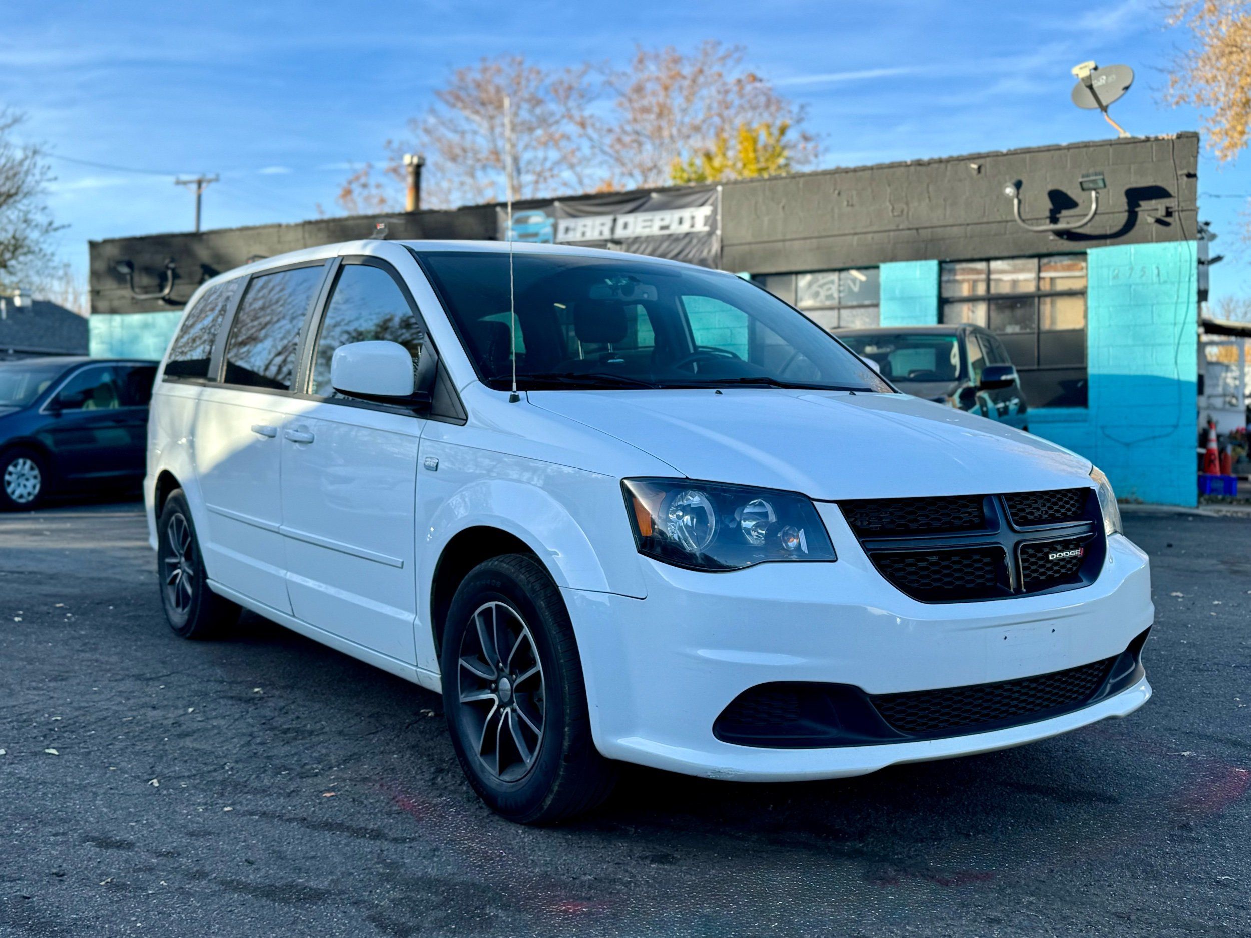 2014 Dodge Grand Caravan SE 30th Anniversary