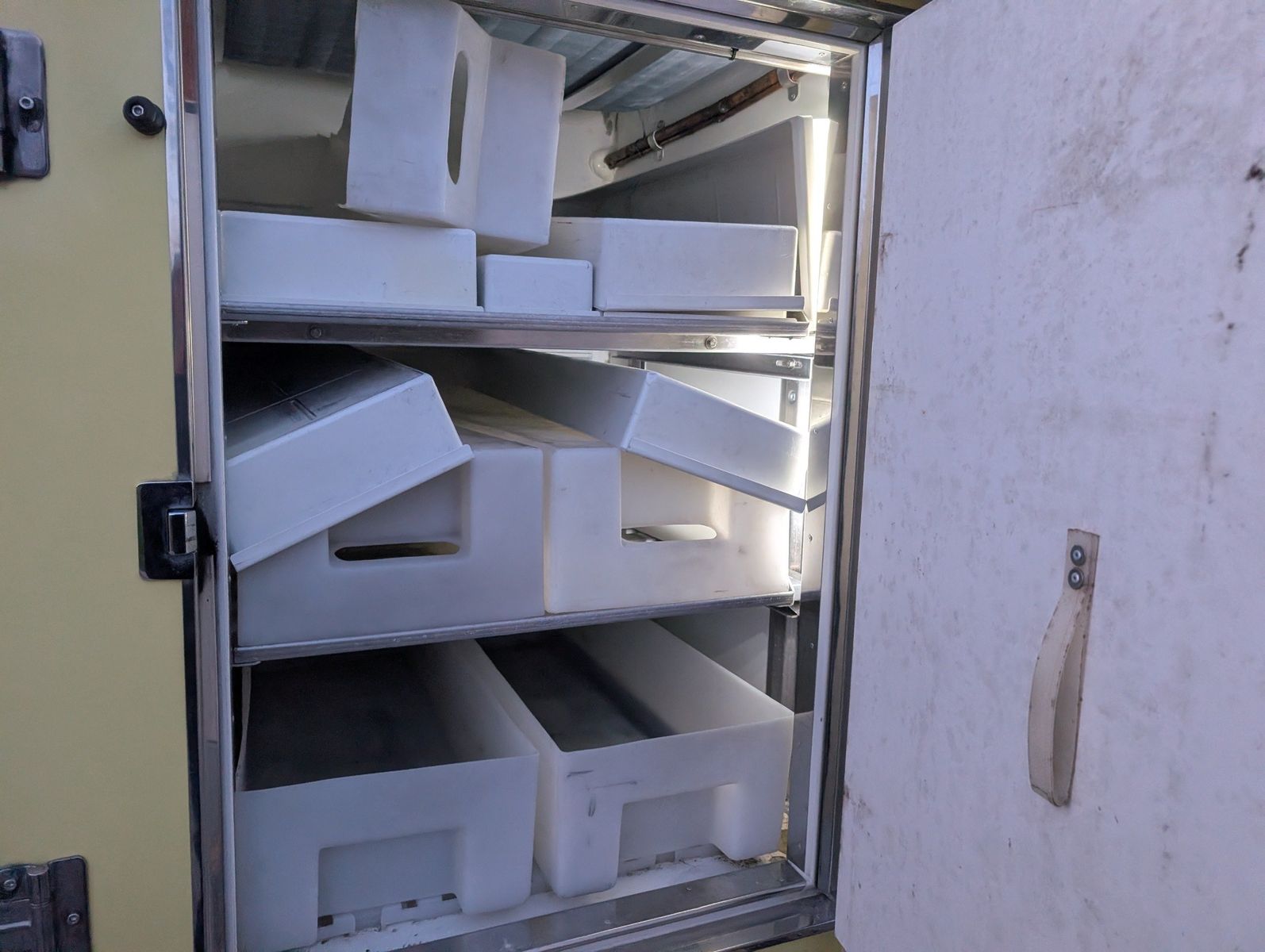 2021 Ford E-Series 79