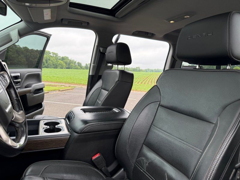 2019 GMC Sierra 3500 Denali HD Denali - Photo 31
