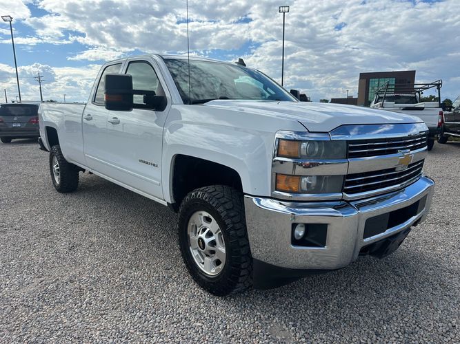 2017 Chevrolet Silverado 2500HD photo 48