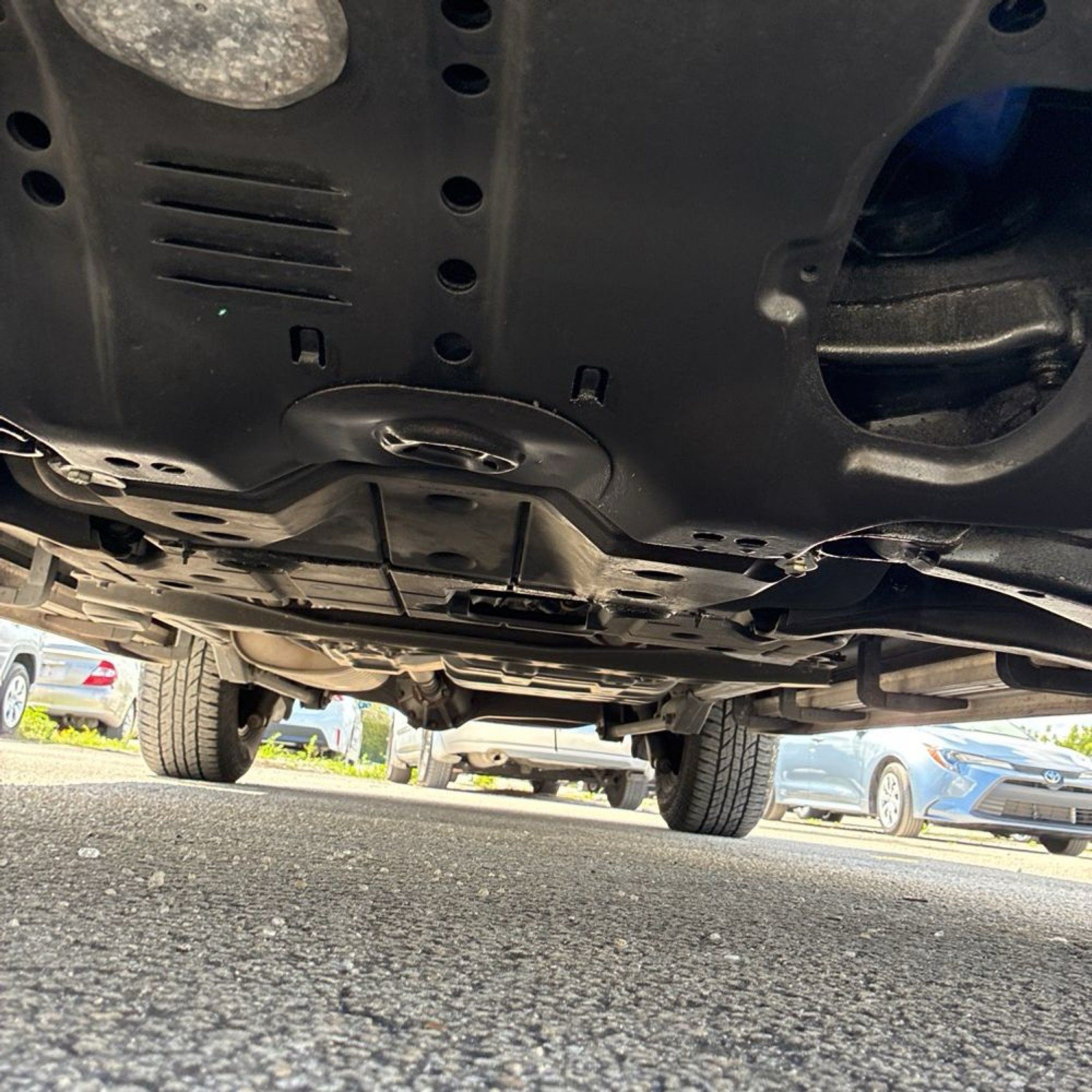 2000 Lexus LX 470 photo 10