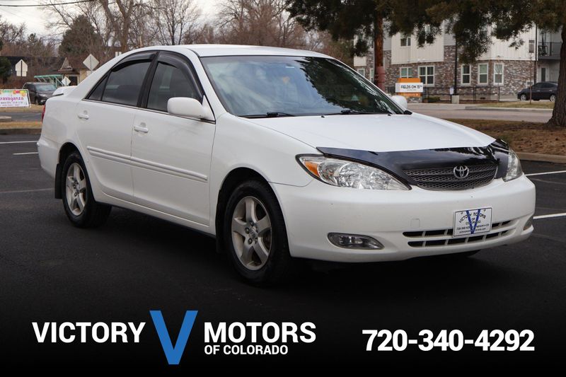 2002 Toyota Camry SE | Victory Motors of Colorado