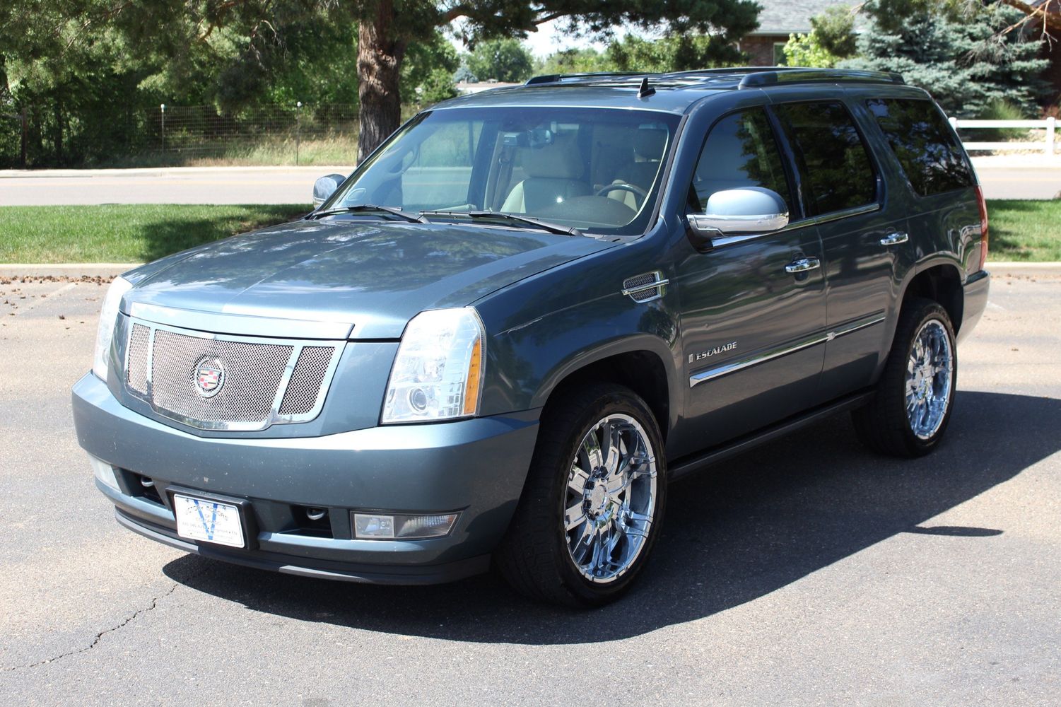 2008 Cadillac Escalade | Victory Motors of Colorado