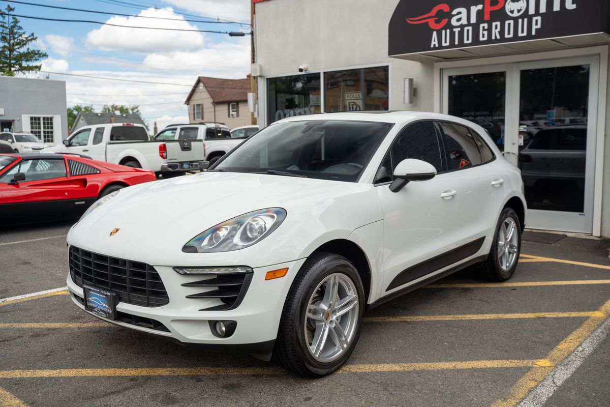 2015 Porsche Macan S