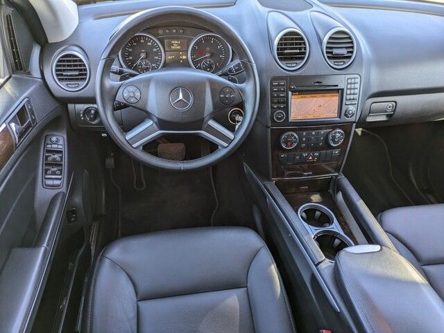 2010 Mercedes-Benz M-Class ML350 photo 13